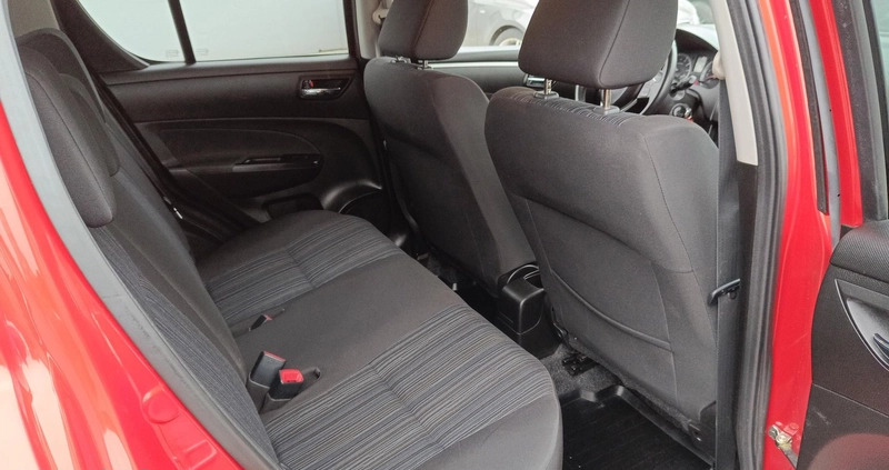 Suzuki Swift cena 34900 przebieg: 143000, rok produkcji 2014 z Piaski małe 106
